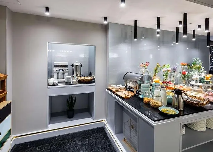 弗拉波利21酒店 敖德萨